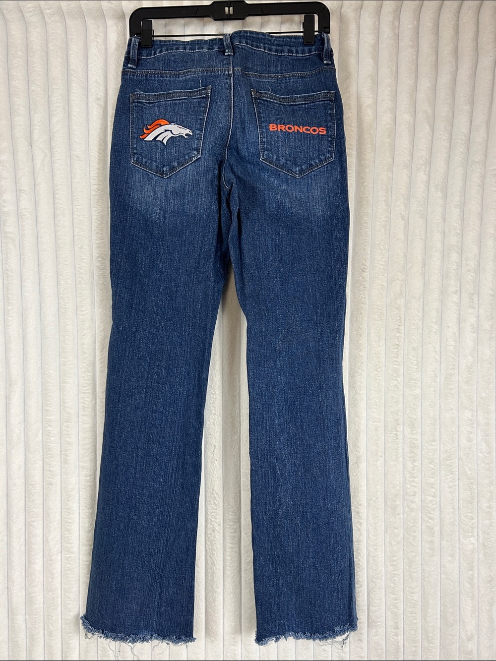 NFL pro line Denver Broncos straight Leg Jeans with Embroidered Logo 6 read